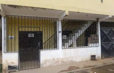 Imagem: A casa possui 2 Dormitórios, 1 Banheiro, 1 Vaga na garagem