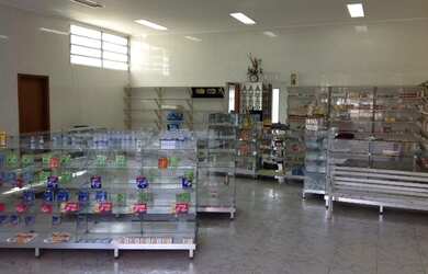 Imagem: O depósito possui 430m² de Área e está localizado em Vila