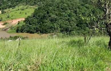 Imagem: O terreno possui 500m² de Área e está localizado em Pedreira