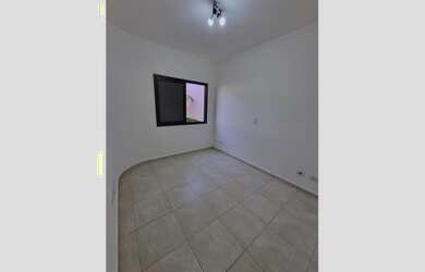 Imagem 9: Casa em Village. Varanda, 90m² de Área, 3 Banheirose3 Dormitórios