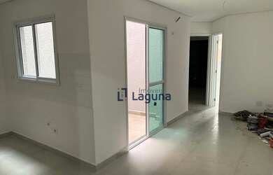 Imagem: O apartamento possui 2 Dormitórios, 1 Banheiro, 2 Vagas na