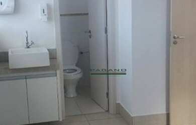 Imagem: O depósito possui 1 Vaga na garagem, 48m² de Área e está