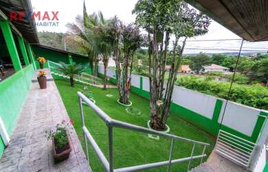 Imagem: A casa em condomínio possui 5 Dormitórios, 5 Banheiros, 5