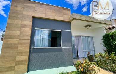 Imagem: A casa em condomínio possui 2 Dormitórios, 1 Banheiro, 4 Vagas