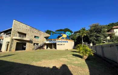 Imagem: A casa possui 5 Dormitórios, 5 Banheiros, 5 Vagas na garagem