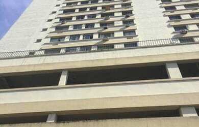 Imagem: O apartamento possui 1 Dormitório, 1 Banheiro, 1 Vaga na garagem