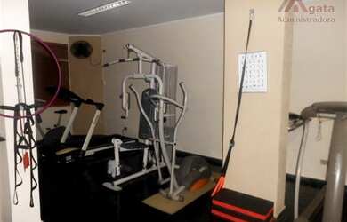 Imagem 5: UM POR ANDAR. Piscina, Churrasqueira, VarandaeGuarda roupa