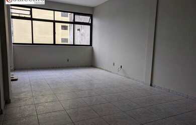 Imagem: O depósito possui 34m² de Área e está localizado em Centro