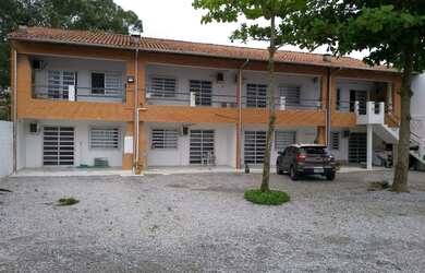 Imagem: O depósito possui 5 Vagas na garagem, 450m² de Área e está