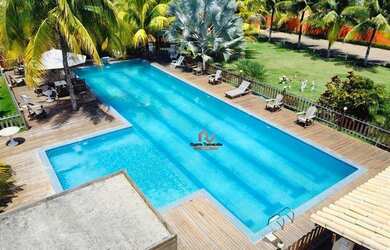 Imagem: A casa possui 5 Dormitórios, 5 Banheiros, 5 Vagas na garagem