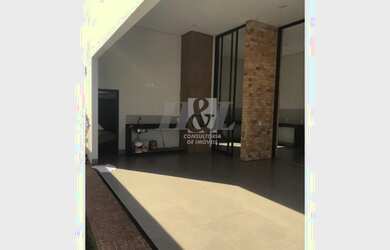 Imagem: A casa em condomínio possui 3 Dormitórios, 4 Banheiros, 2