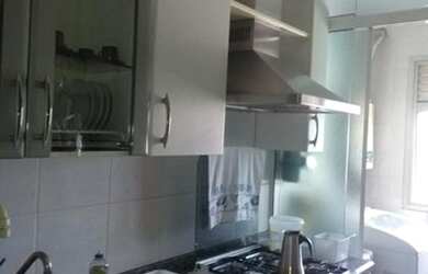 Imagem: O apartamento possui 2 Dormitórios, 1 Banheiro, 1 Vaga na garagem