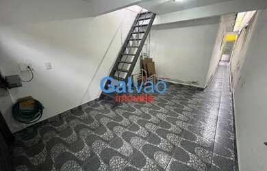 Imagem: A casa possui 2 Dormitórios, 2 Banheiros, 1 Vaga na garagem