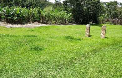 Imagem: O terreno possui 600m² de Área e está localizado em Centro