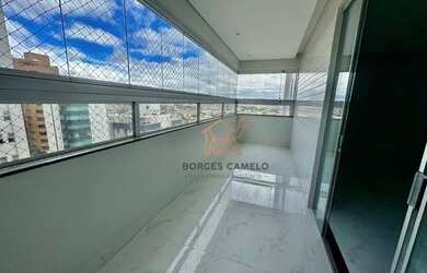 Imagem: O apartamento possui 4 Dormitórios, 3 Banheiros, 3 Vagas na