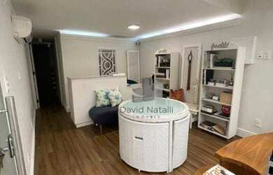 Imagem: O depósito possui 1 Vaga na garagem, 60m² de Área e está