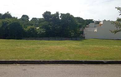 Imagem: O terreno possui 381m² de Área e está localizado em Green