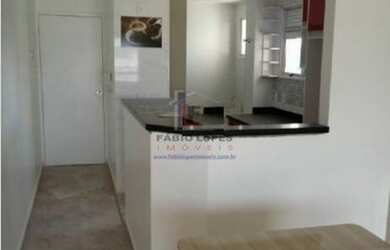 Imagem: O apartamento possui 3 Dormitórios, 1 Banheiro, 1 Vaga na garagem