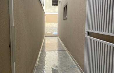 Imagem 4: Casa Térrea em excelente localização, fino acabamento, Piscina e Churrasqueira