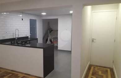 Imagem 6: Apartamento de frente totalmente reformado no Jardim Paulista