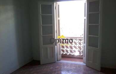 Imagem: O apartamento possui 2 Dormitórios, 1 Banheiro, 75m² de Área