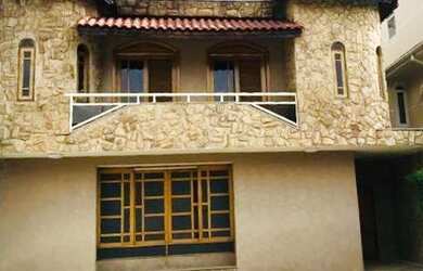 Imagem: A casa em condomínio possui 4 Dormitórios, 5 Banheiros, 4