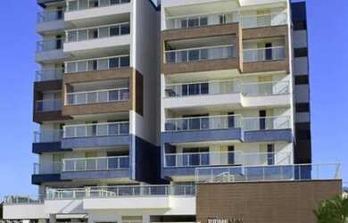 Imagem: O apartamento possui 3 Dormitórios, 1 Banheiro, 1 Vaga na garagem