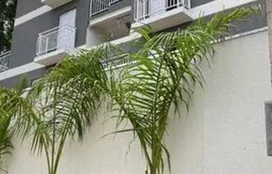 Imagem: O apartamento possui 3 Dormitórios, 1 Banheiro, 1 Vaga na garagem