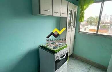 Imagem: A kitnet possui 1 Dormitório, 1 Banheiro, 1 Vaga na garagem