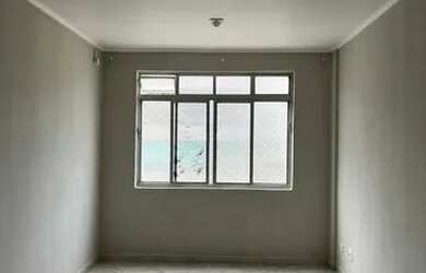 Imagem: A kitnet possui 1 Banheiro, 1 Vaga na garagem e 38m² de Área