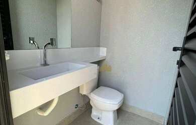 Imagem: A casa em condomínio possui 3 Dormitórios, 5 Banheiros, 4