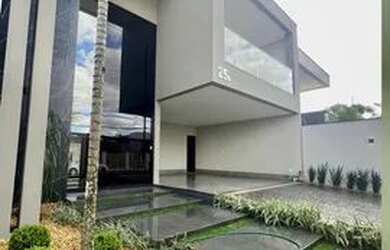 Imagem: A casa em condomínio possui 5 Dormitórios, 5 Banheiros, 5