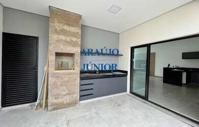 Imagem: A casa em condomínio possui 3 Dormitórios, 4 Banheiros, 4