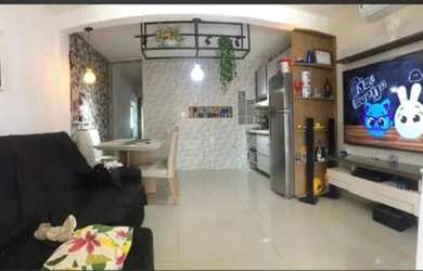 Imagem: A casa possui 2 Dormitórios, 3 Banheiros, 1 Vaga na garagem