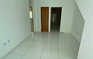 Imagem 7: Apartamento em Olinda, rua asfaltada, a poucos metros da Av. 2 qts, à...