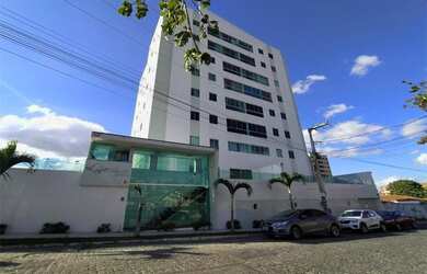 Imagem: O apartamento possui 3 Dormitórios, 2 Banheiros, 1 Vaga na