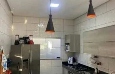 Imagem 4: VENDO EXCELENTE CASA. Piscina, 100m² de Área, 1 Vaga na garageme3 Dormitórios