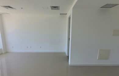 Imagem 3: Comercial/Industrial de 25 metros quadrados no bairro Barra da Tijuca