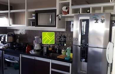 Imagem: O apartamento possui 2 Dormitórios, 1 Banheiro, 1 Vaga na garagem