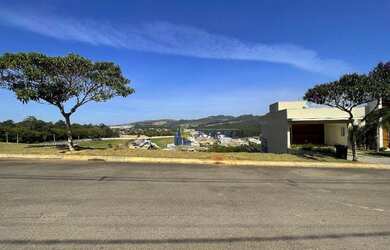 Imagem: O terreno possui 514m² de Área e está localizado em Bragança