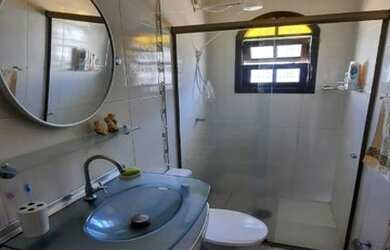 Imagem 16: Casa com piscina para venda no Jardim Aruan em Caraguatatuba