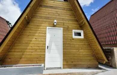 Imagem: A casa em condomínio possui 1 Dormitório, 1 Banheiro, 1 Vaga