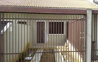 Imagem: A casa em condomínio possui 1 Dormitório, 1 Banheiro, 30m²