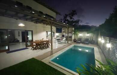 Imagem: A casa em condomínio possui 4 Dormitórios, 5 Banheiros, 3