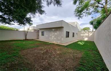 Imagem 12: Casa em Village. Varanda, 90m² de Área, 3 Banheirose3 Dormitórios