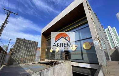 Imagem: O depósito possui 5 Vagas na garagem, 820m² de Área e está