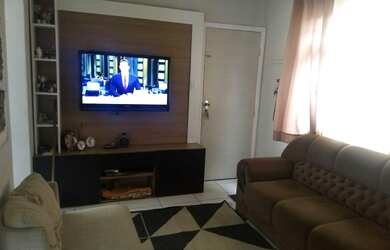 Imagem: O apartamento possui 2 Dormitórios, 1 Banheiro, 1 Vaga na garagem