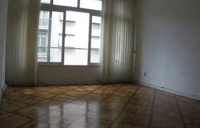 Imagem: O apartamento possui 4 Dormitórios, 3 Banheiros, 1 Vaga na