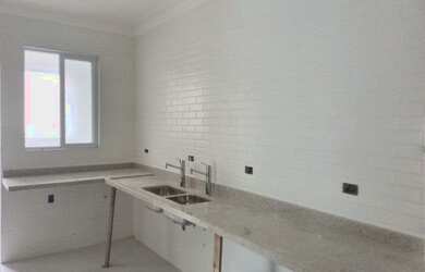 Imagem 2: Casa em Santos. Piscina, Churrasqueira, 150m² de Áreae2 Vagas na garagem