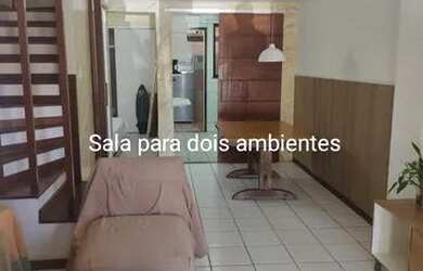 Imagem: A casa possui 3 Dormitórios, 3 Banheiros, 2 Vagas na garagem